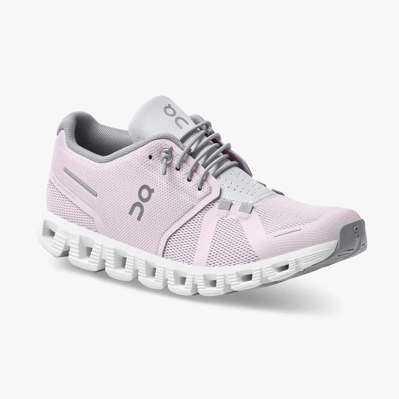 On Running Women's Cloud 5 Shoes - Lily / Frost