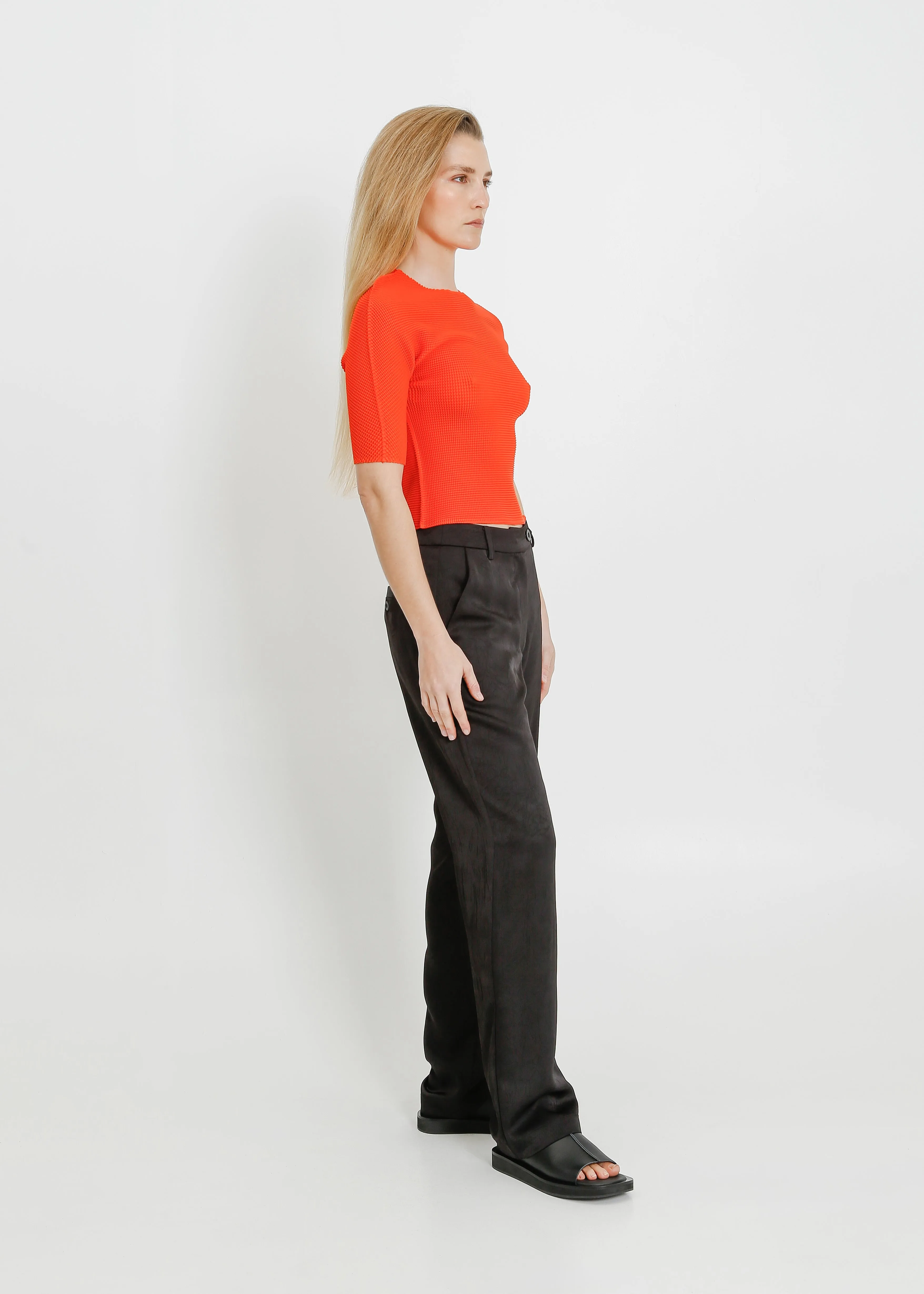 RUNE PLEAT TOP / POPPY